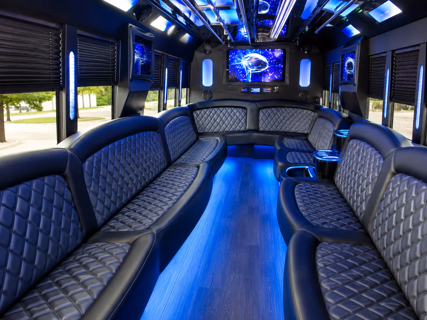 bachelor bus rentals for golf outings and outdoor adventures near castle rock