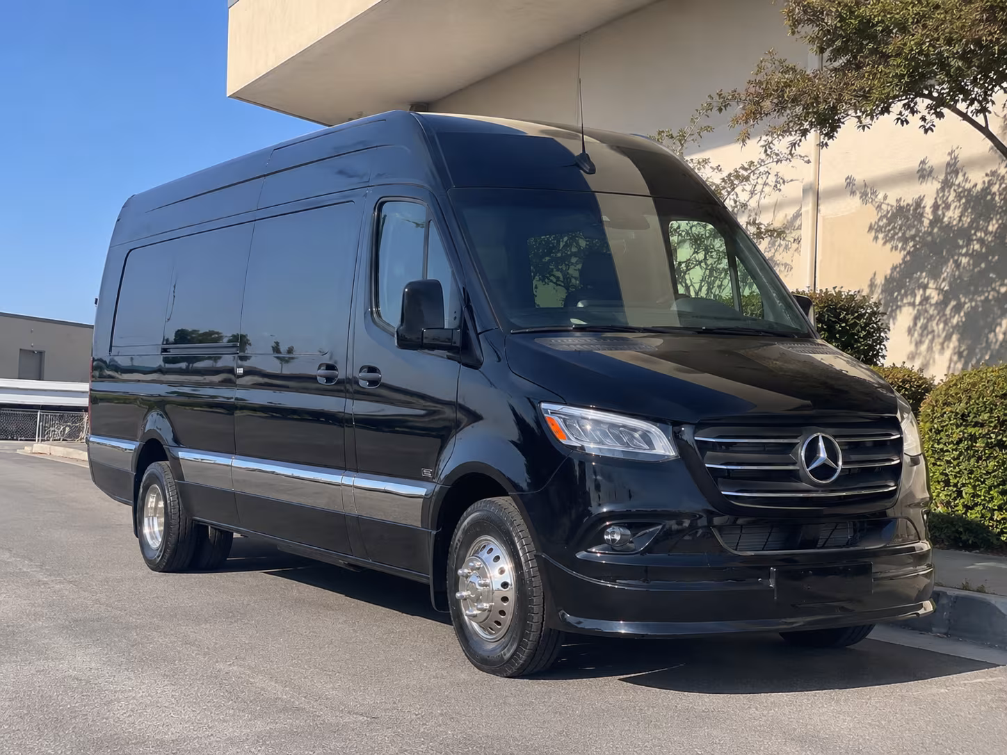 bus rental options for castle rock trips
