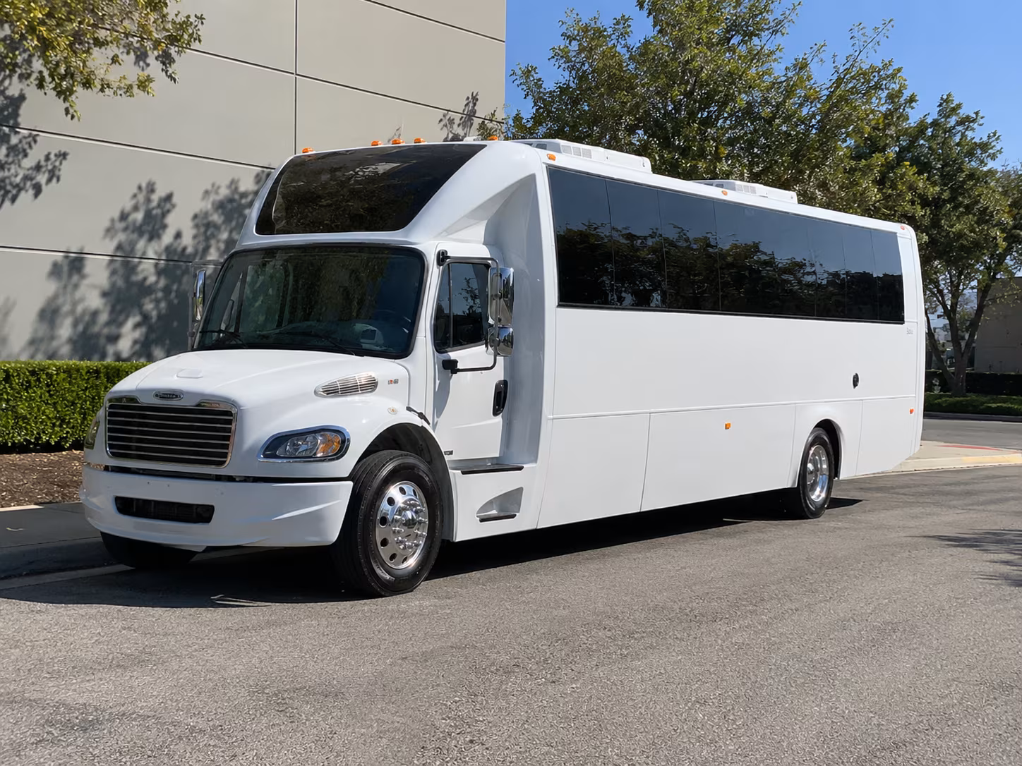 buses for castle rock college and continuing education group trips