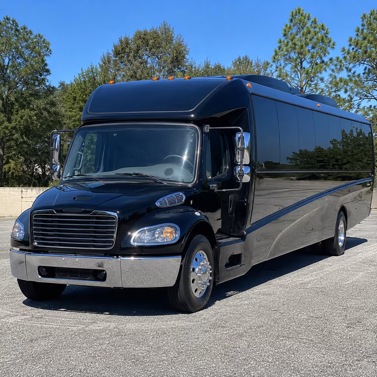 castle rock 28 passenger minibus