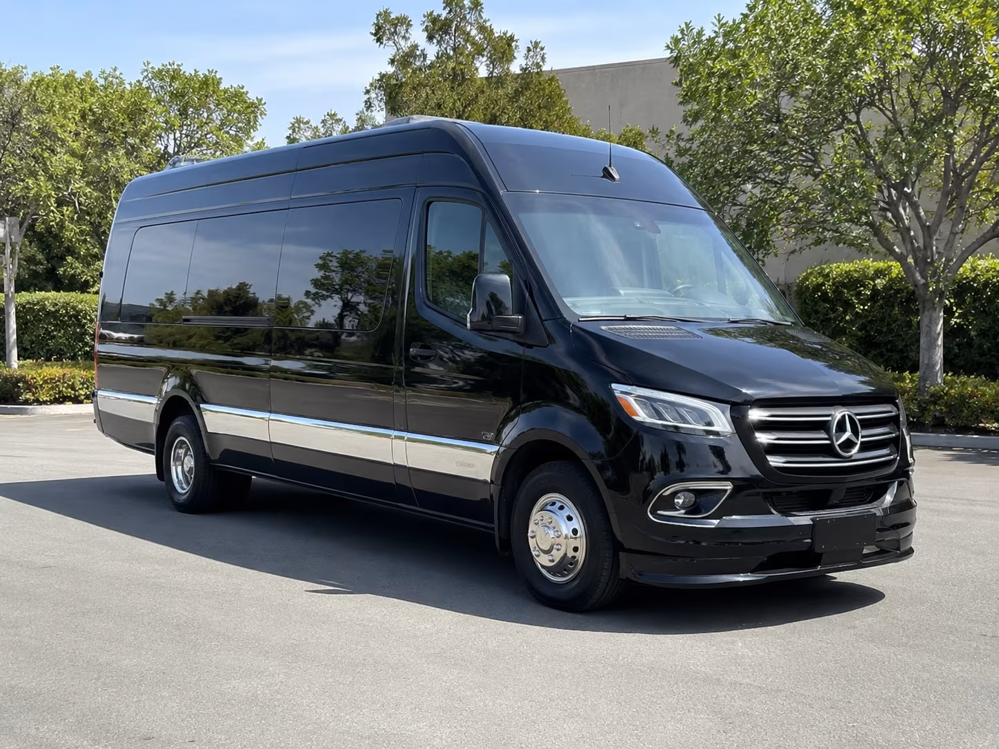 find the perfect transportation for your next prom 3