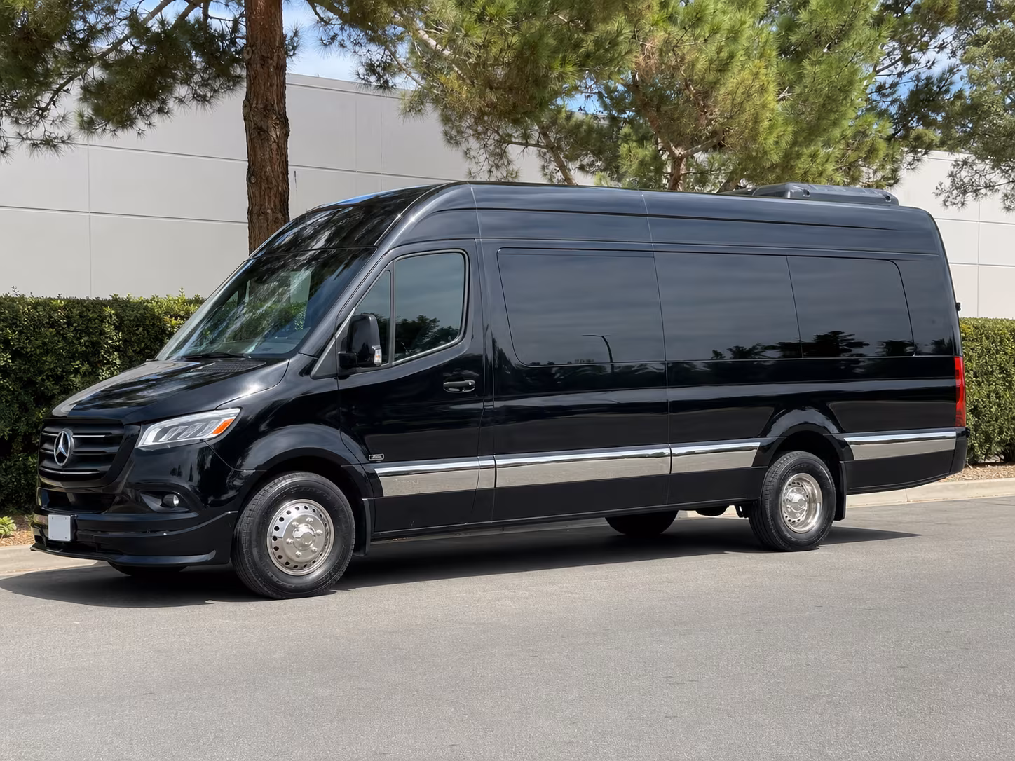 sprinter van and minibus rentals for small group wine tours near castle rock